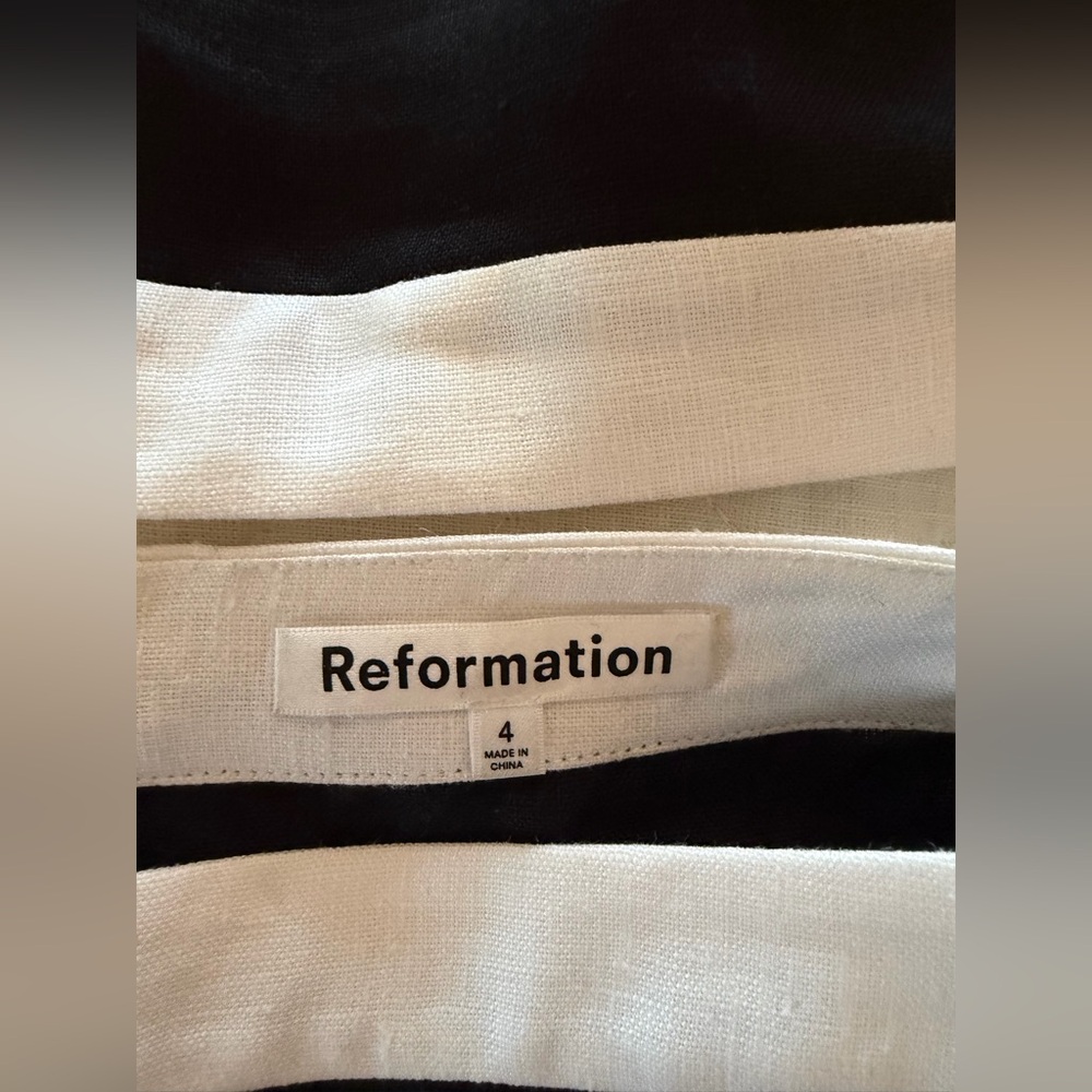 Reformation black and white two-piece set, size 4 🤍🖤 - Picture 4 of 5